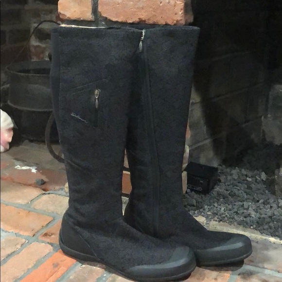 salomon high boots